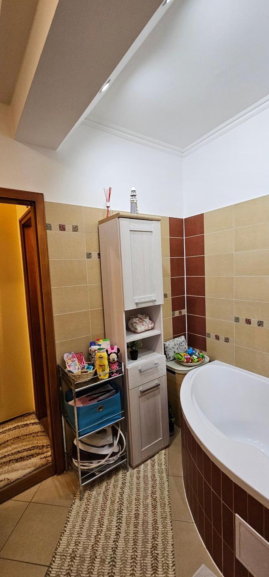 Anna Gyoengye Apartman Debrecen Extérieur photo