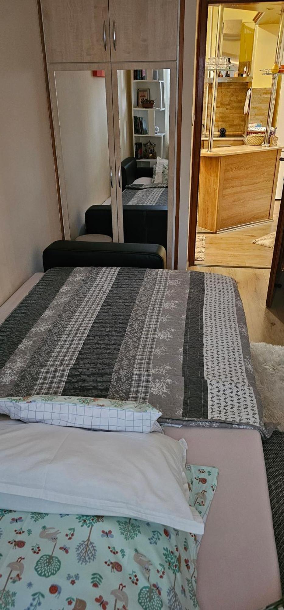 Anna Gyoengye Apartman Debrecen Extérieur photo